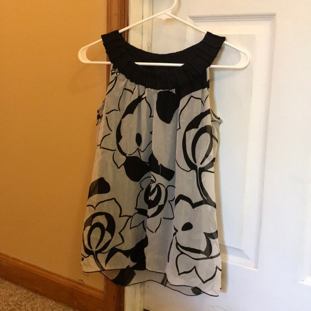 Black and White Blouse 3 for $5!!